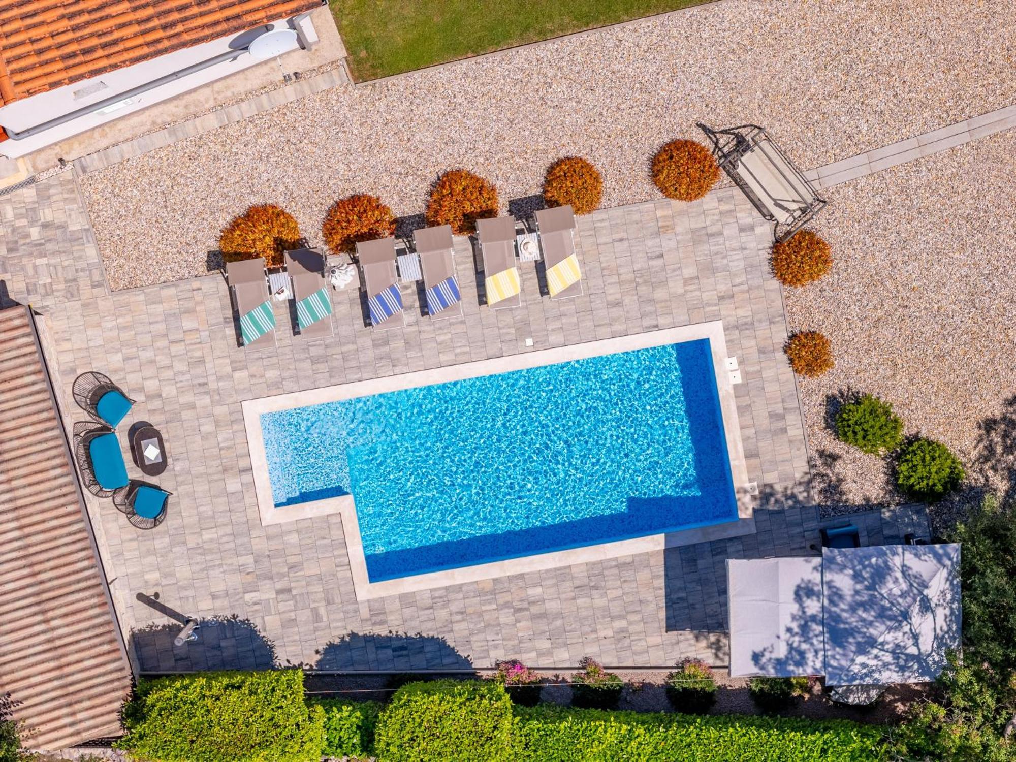 Apartman Luni Sa Bazenom - Malinska, Sveti Anton Sveti Anton  외부 사진