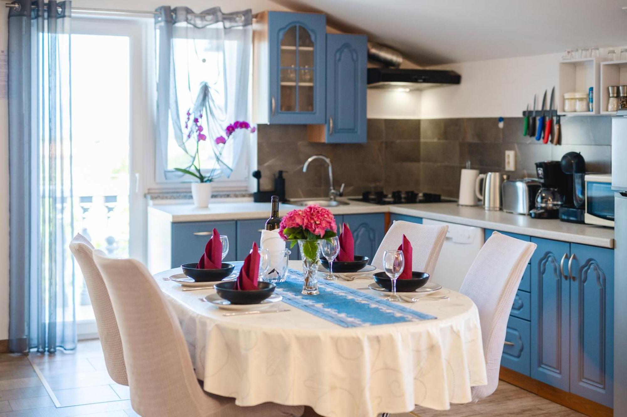 Apartman Luni Sa Bazenom - Malinska, Sveti Anton Sveti Anton  외부 사진