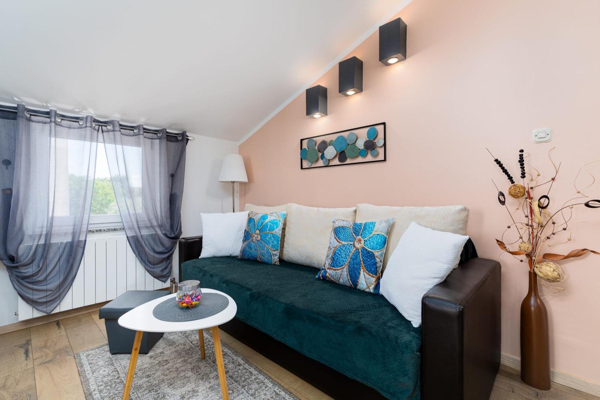 Apartman Luni Sa Bazenom - Malinska, Sveti Anton Sveti Anton  외부 사진